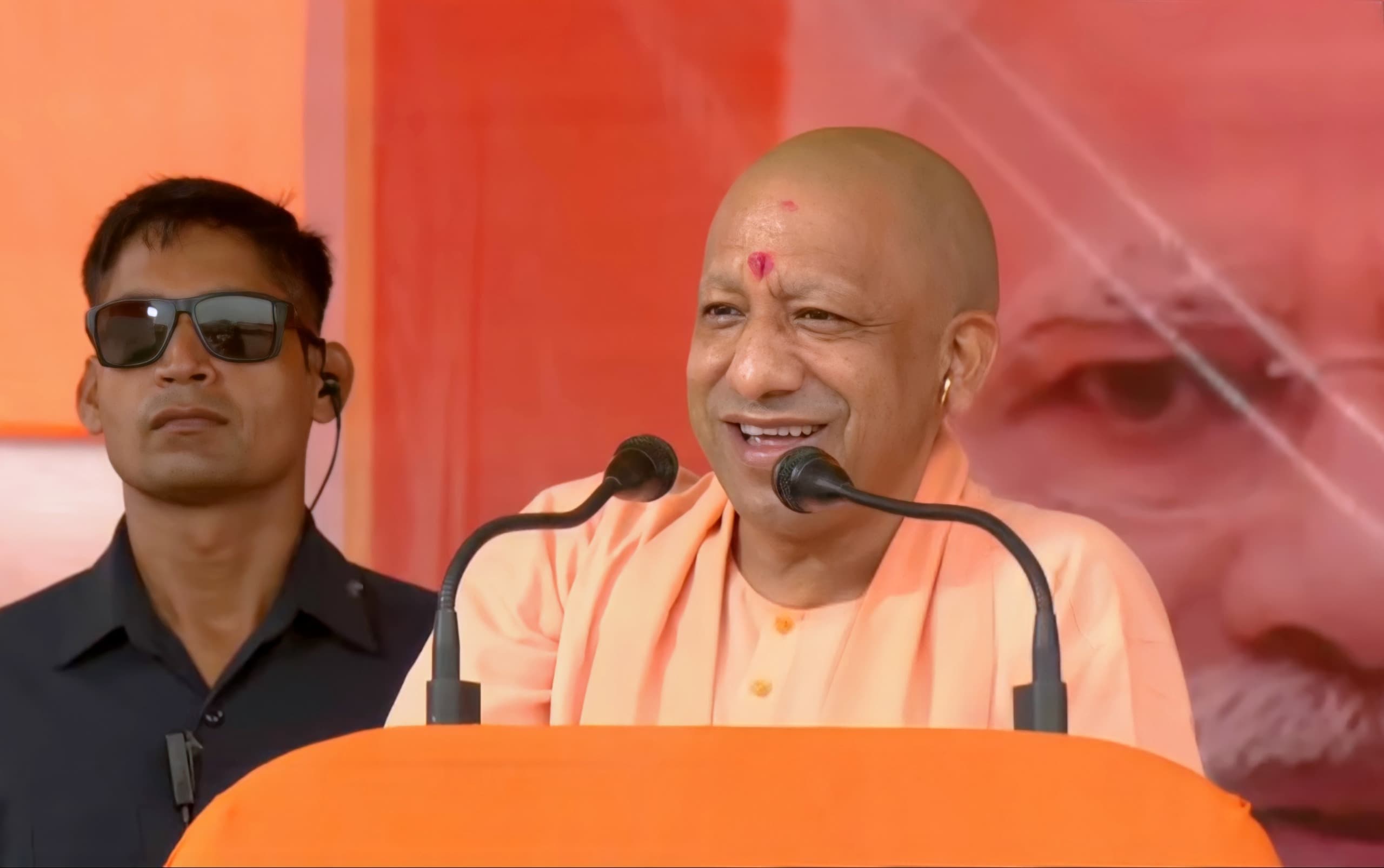 बिहार में गरजे योगी आदित्यनाथ, बोले – राजद-कांग्रेस ने राज्य को लूट और भ्रष्टाचार का केंद्र बना दिया