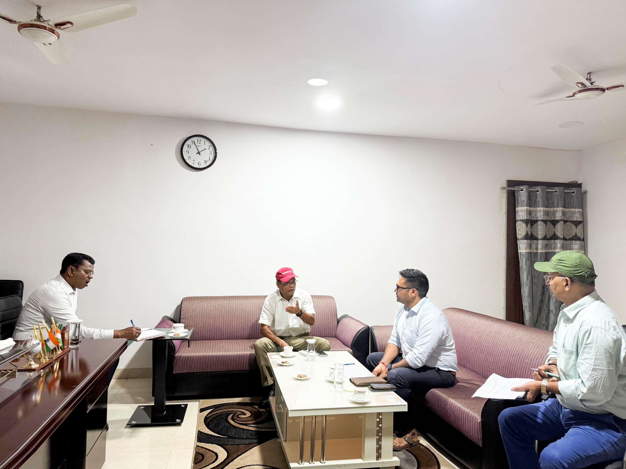 मंत्री चमरा लिंडा ने केंद्र से मांगा ₹900 करोड़ बकाया राशि