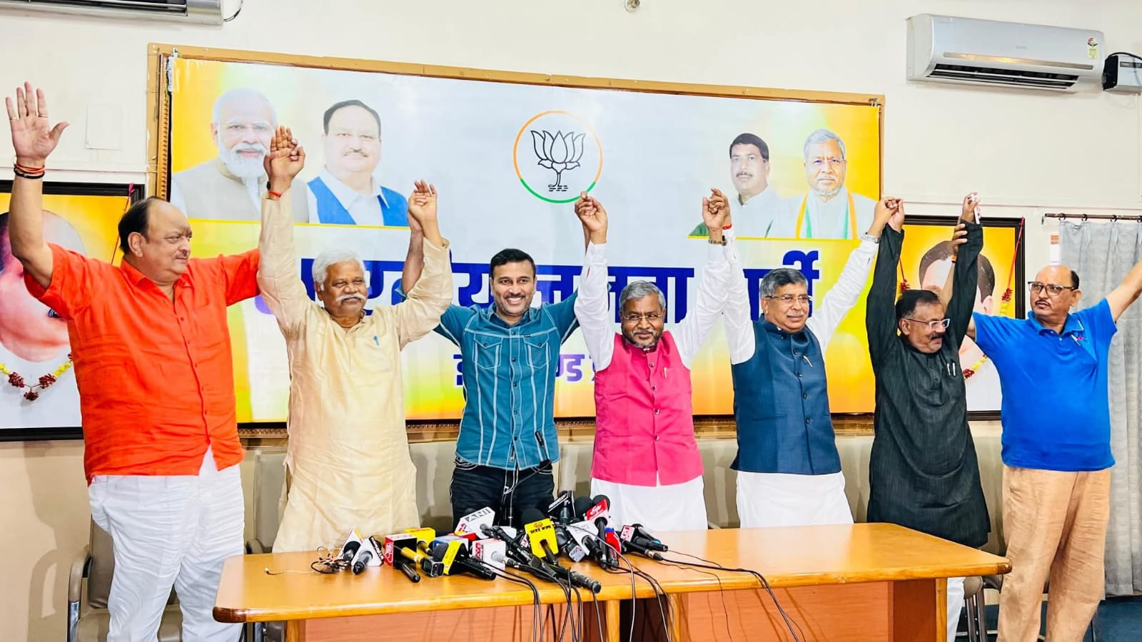 एनडीए की घाटशिला उपचुनाव में जीत पर एकजुट रणनीति तय — बाबूलाल मरांडी की अध्यक्षता में घटक दलों की बैठक