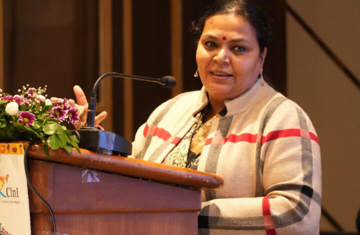 ग्रामीणों की आय बढ़ाकर पलायन रोकना सरकार का लक्ष्य”: मंत्री दीपिका पांडेय सिंह