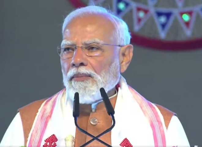 मोदी ने गुवाहाटी एयरपोर्ट के नए टर्मिनल का किया उद्घाटन, कांग्रेस पर घुसपैठ को बढ़ावा देने का लगाया आरोप