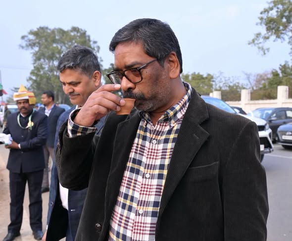 नव वर्ष पर मुख्यमंत्री ने किया रांची शहर का भ्रमण, चाय की चुस्कियों के बीच लिया जायज़ा