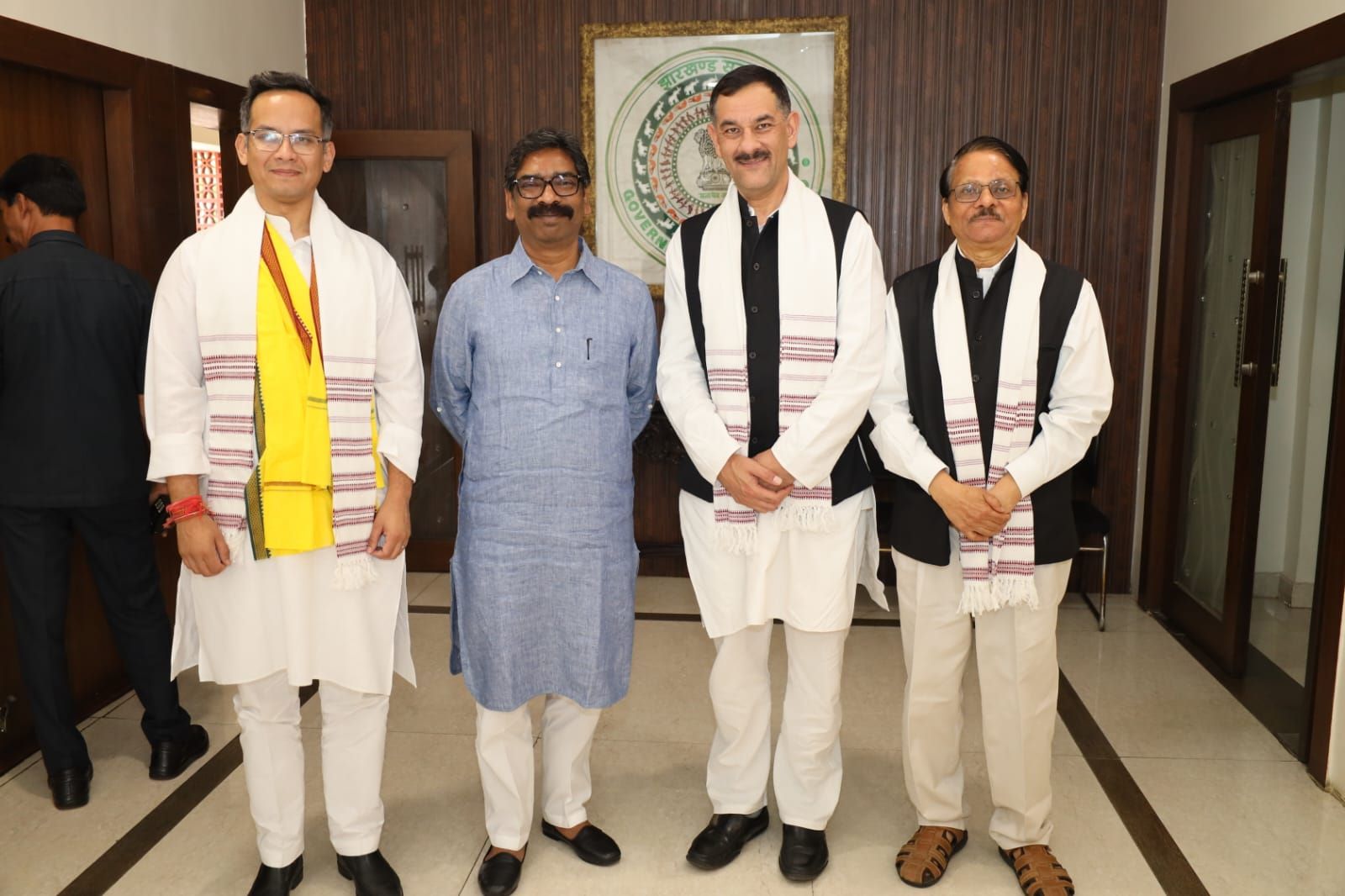 मुख्यमंत्री हेमंत सोरेन से असम कांग्रेस अध्यक्ष गौरव गोगोई की मुलाकात