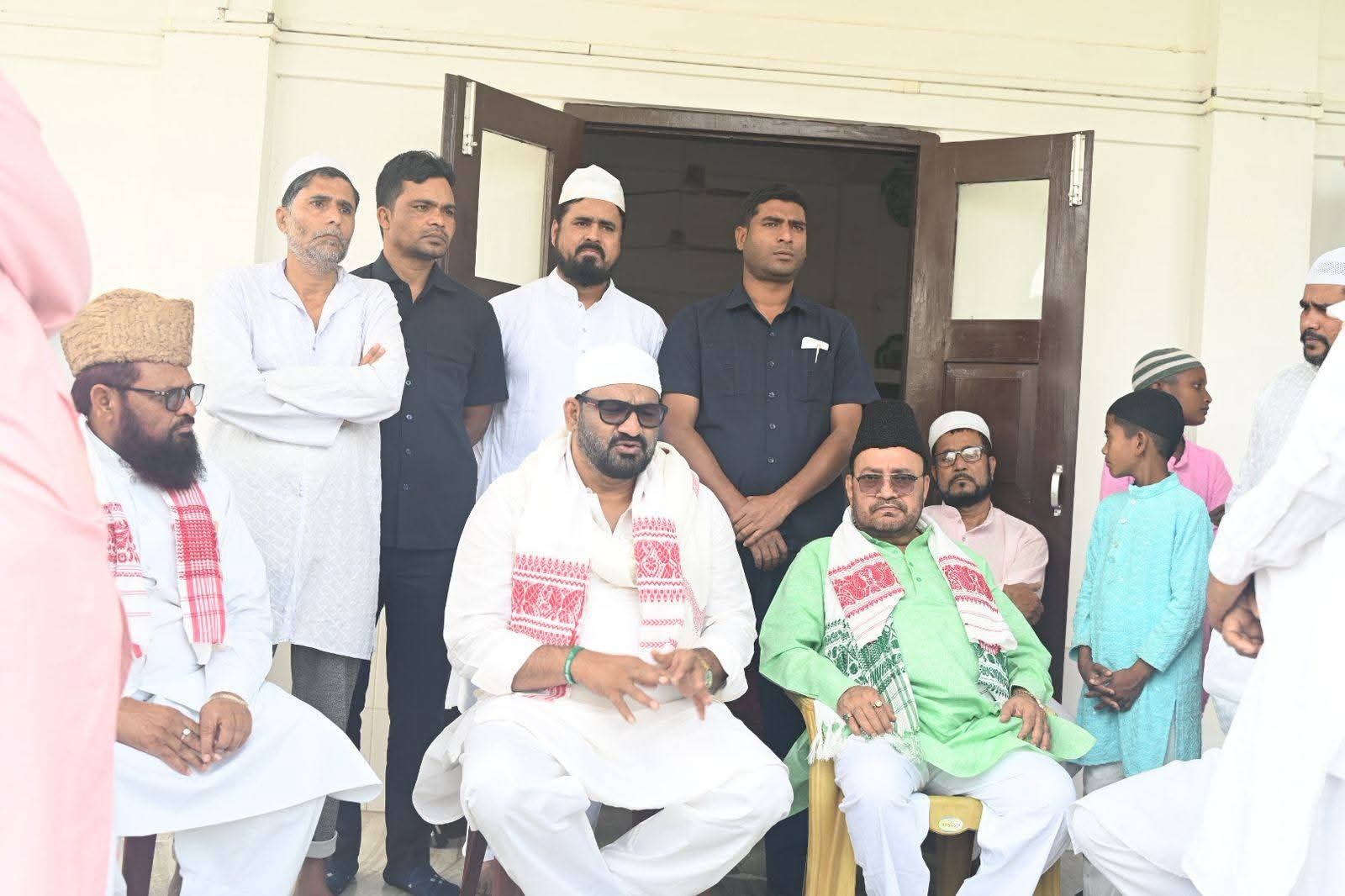 असम में जेएमएम की चुनावी मुहिम को मंत्री हफीजुल हसन ने ताकत , जेएमएम उम्मीदवार के समर्थन में घर-घर संपर्क