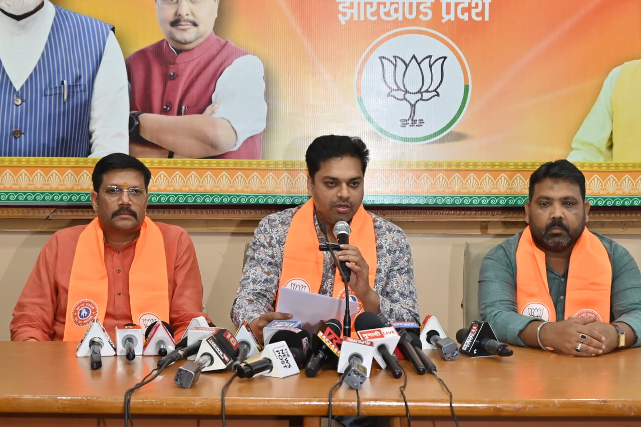 अवैध खनन को लेकर बीजेपी का महागठबंधन सरकार पर तीखा हमला