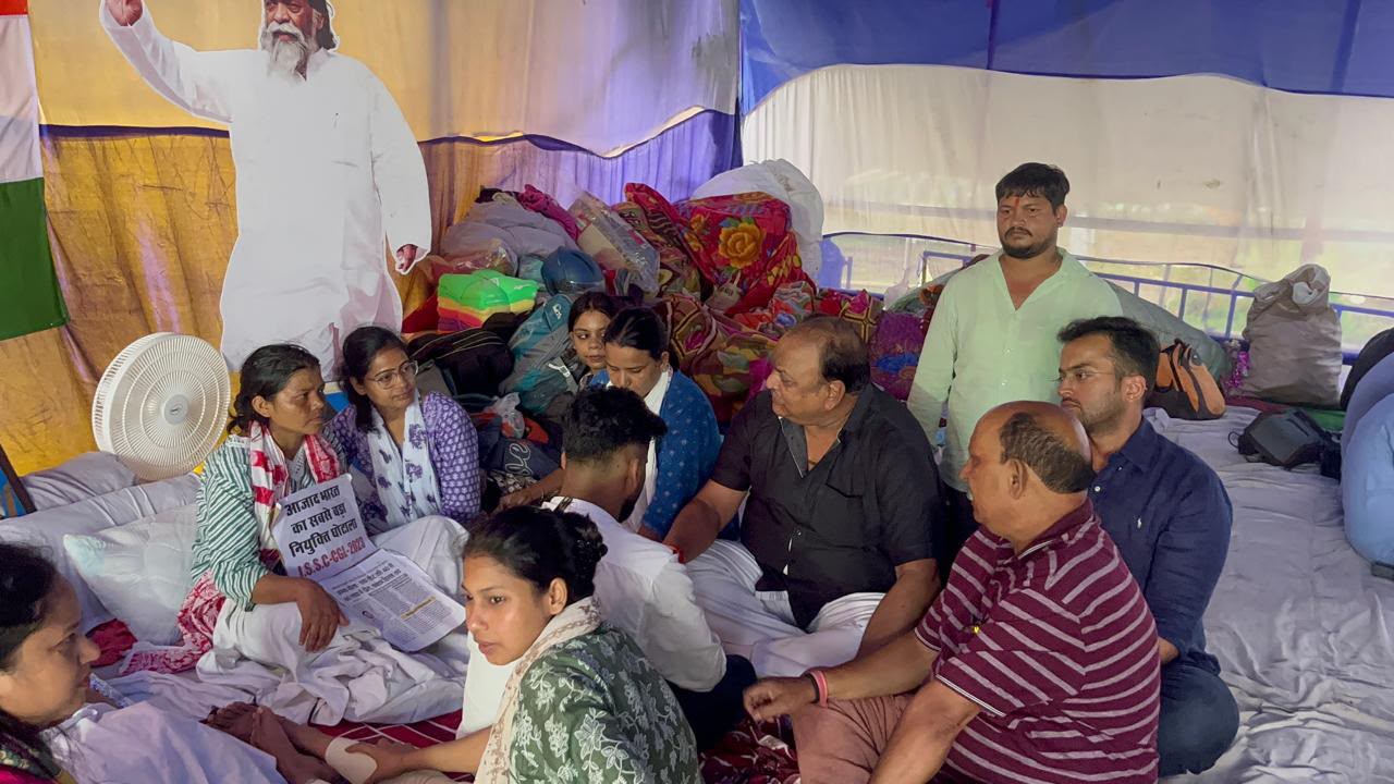 जेपीएससी-जेएसएससी अभ्यर्थियों के समर्थन में उतरी लोजपा (रा.), सीबीआई जांच की उठाई मांग